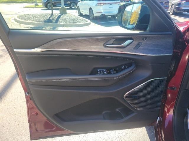 used 2023 Jeep Grand Cherokee car, priced at $40,500