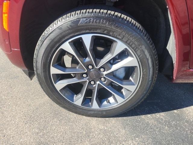 used 2023 Jeep Grand Cherokee car, priced at $40,500