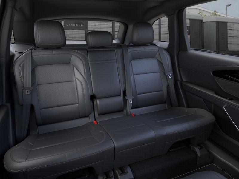 new 2025 Lincoln Nautilus car, priced at $61,915