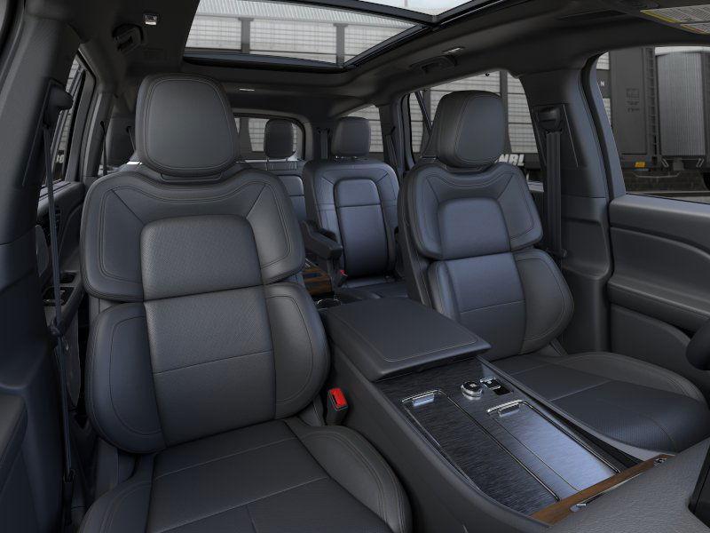 new 2025 Lincoln Aviator car, priced at $81,590