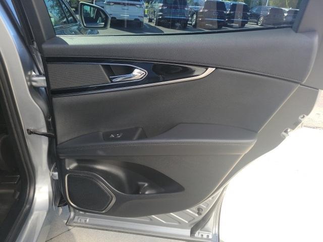 used 2022 Lincoln Nautilus car, priced at $31,500