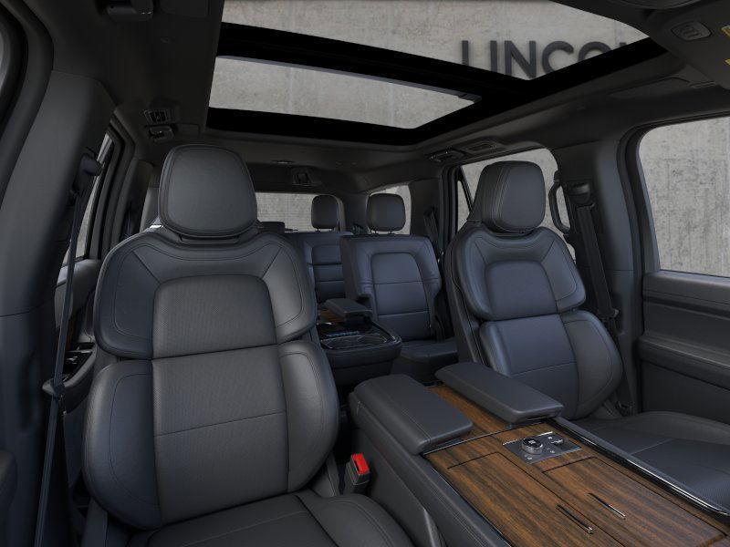 new 2024 Lincoln Navigator car, priced at $106,195