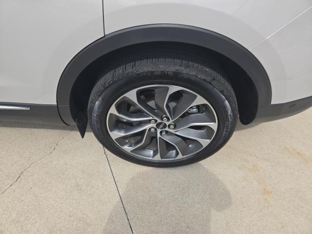 used 2022 Lincoln Nautilus car, priced at $36,900