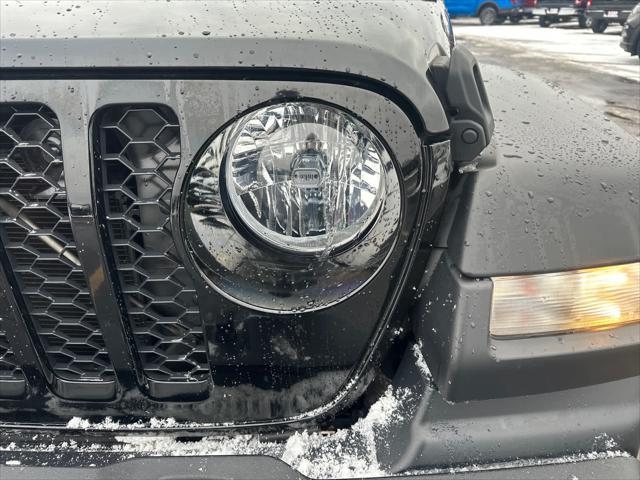 used 2020 Jeep Gladiator car, priced at $27,708