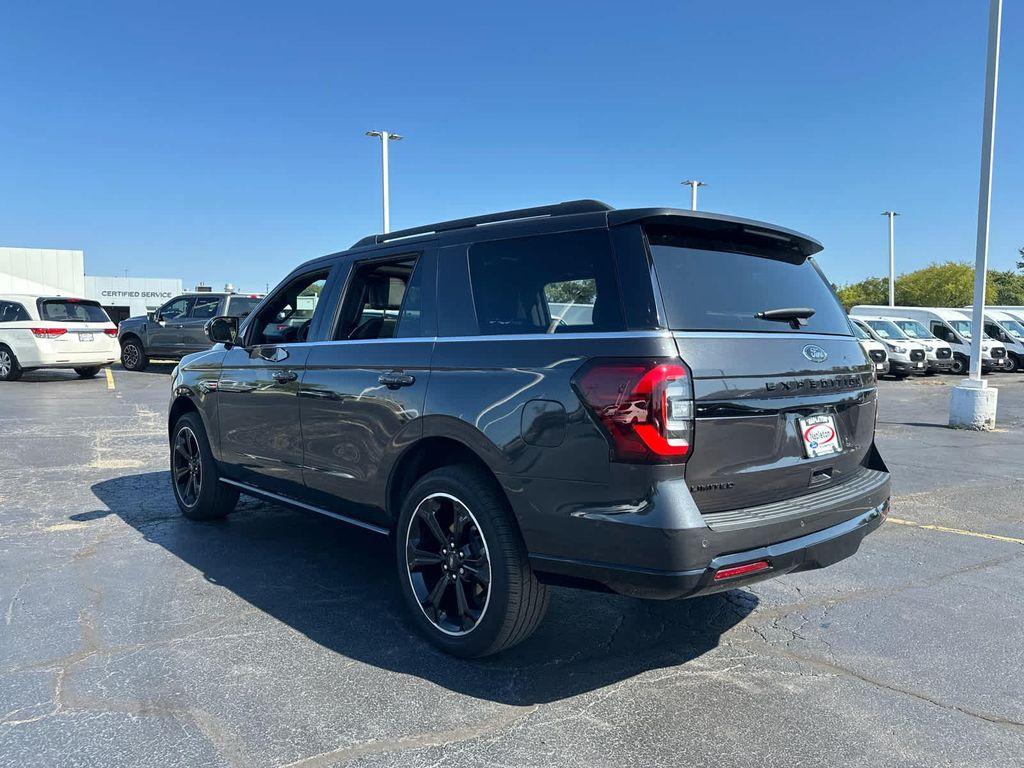 used 2023 Ford Expedition car, priced at $58,989