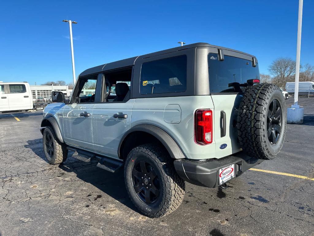 new 2024 Ford Bronco car, priced at $46,866