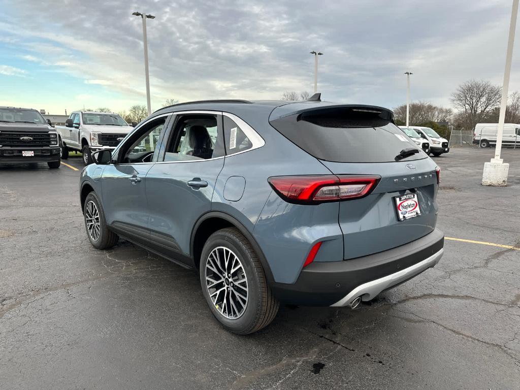 new 2025 Ford Escape car, priced at $42,259