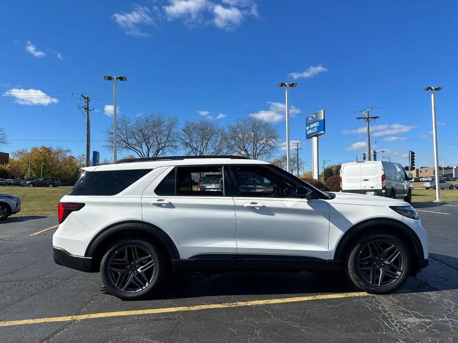 new 2025 Ford Explorer car, priced at $58,516