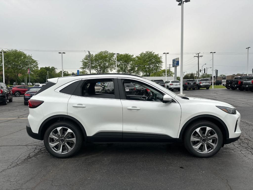 new 2025 Ford Escape car, priced at $39,123