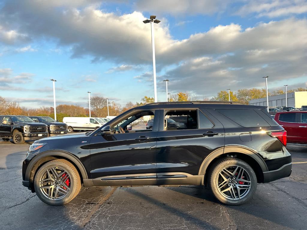 new 2025 Ford Explorer car, priced at $48,922