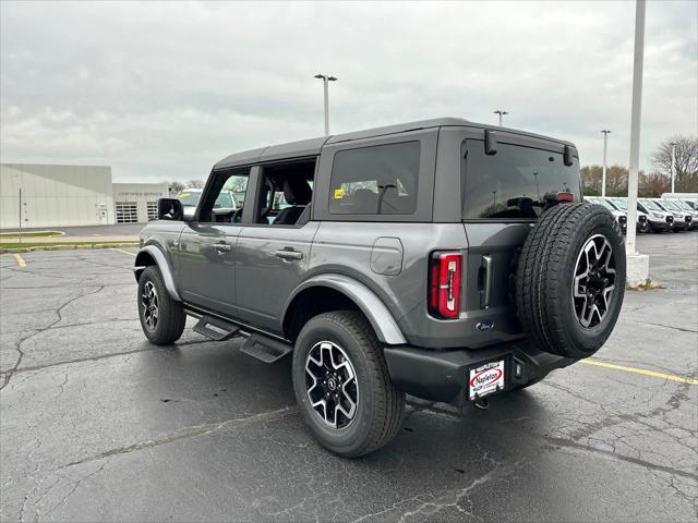 new 2024 Ford Bronco car, priced at $49,292