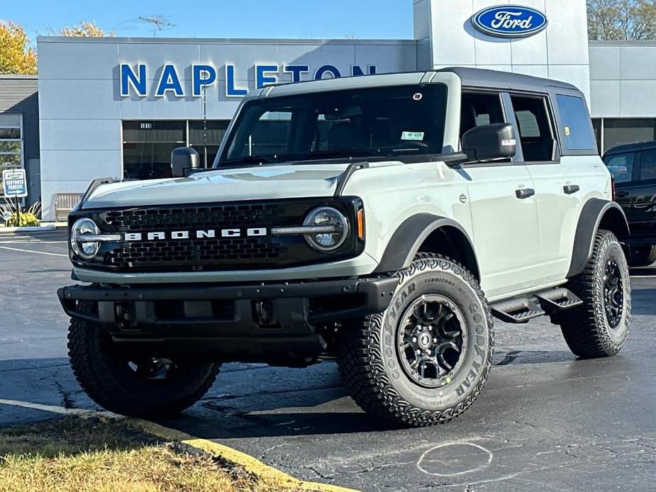 new 2024 Ford Bronco car, priced at $60,263