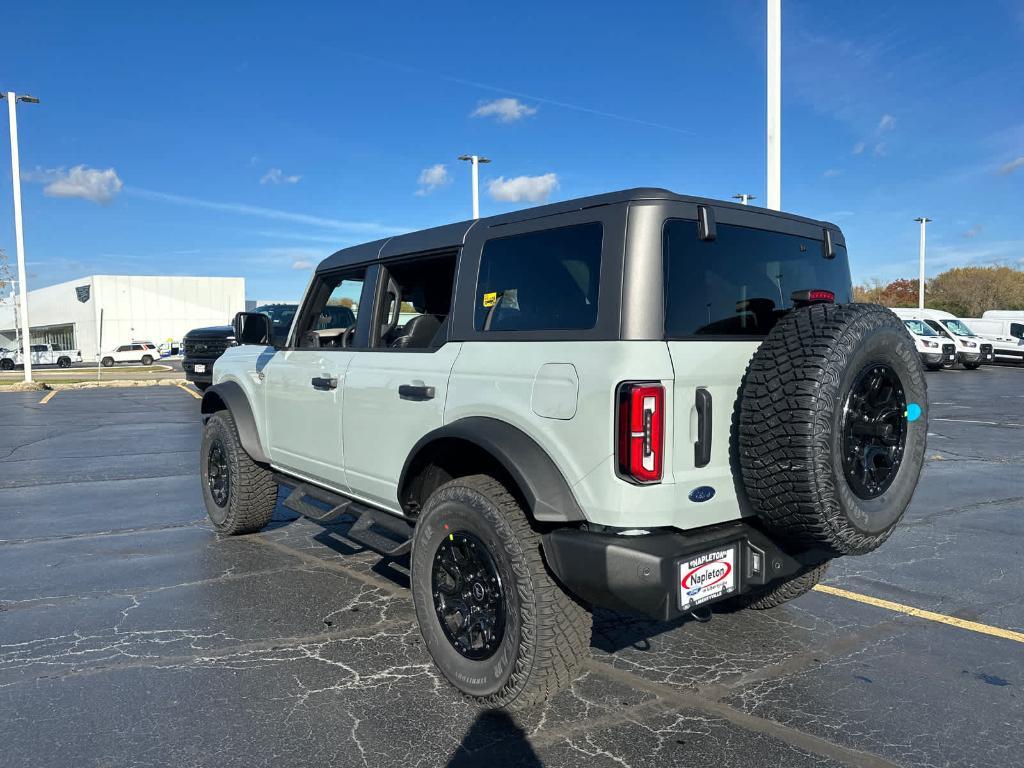 new 2024 Ford Bronco car, priced at $60,263