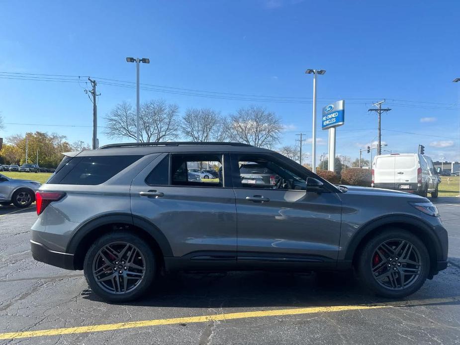 new 2025 Ford Explorer car, priced at $57,556