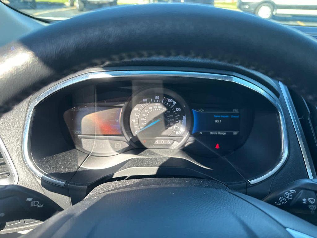 used 2021 Ford Edge car, priced at $22,900