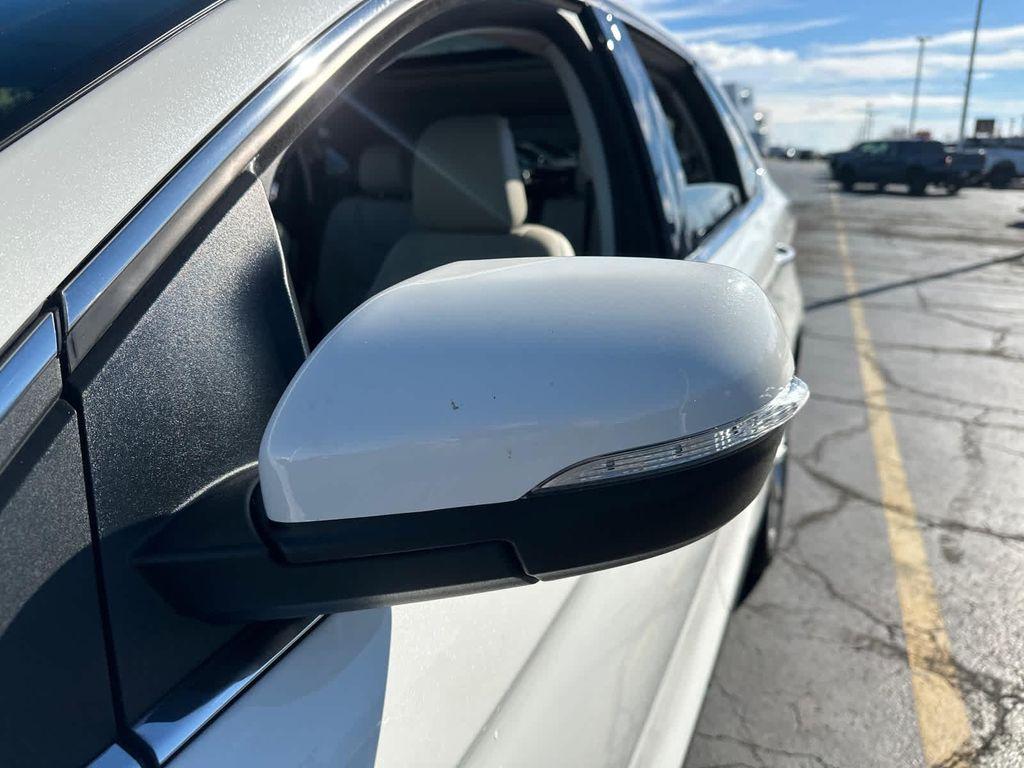 used 2021 Ford Edge car, priced at $22,900