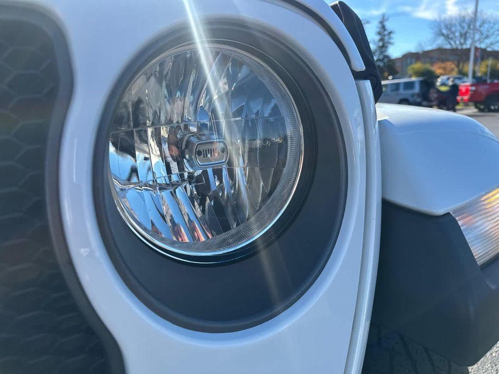 used 2021 Jeep Wrangler Unlimited car, priced at $28,949