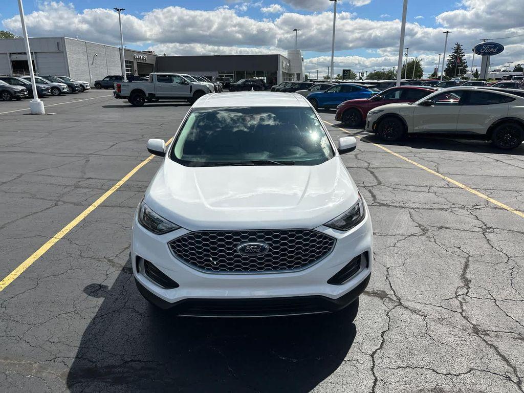 used 2024 Ford Edge car, priced at $26,990
