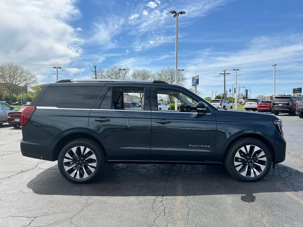 new 2025 Ford Expedition car, priced at $77,932