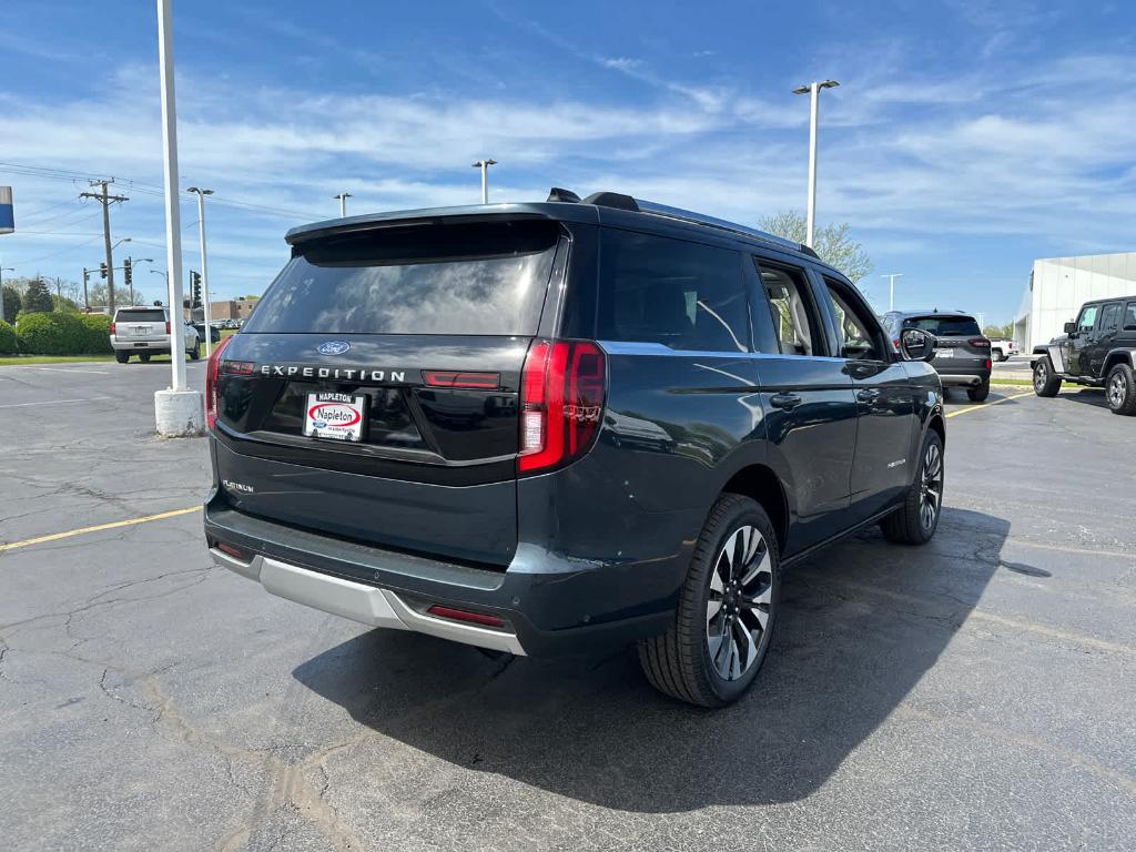 new 2025 Ford Expedition car, priced at $77,932