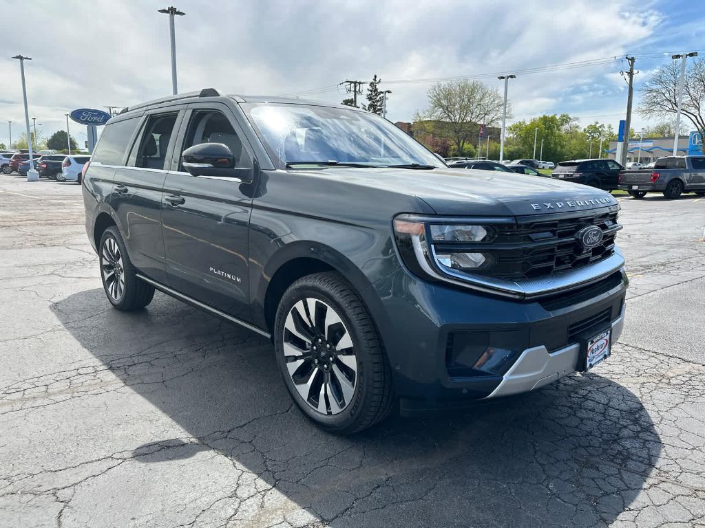 new 2025 Ford Expedition car, priced at $77,932