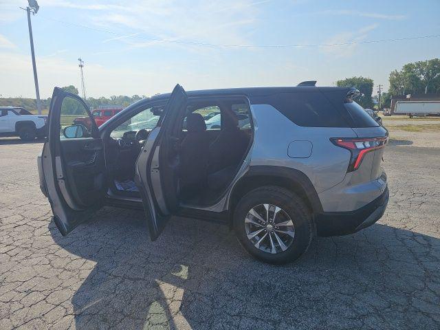 new 2026 Chevrolet Equinox car, priced at $32,815