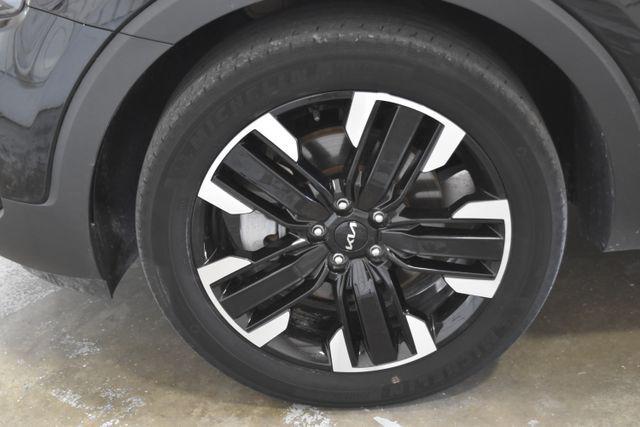 used 2023 Kia Telluride car, priced at $36,997