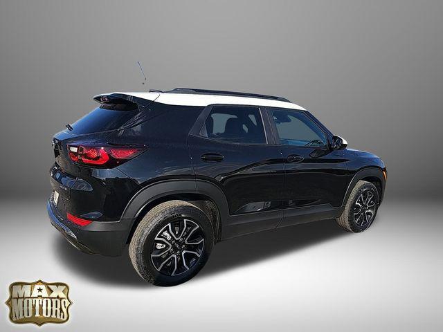 new 2025 Chevrolet TrailBlazer car, priced at $33,220