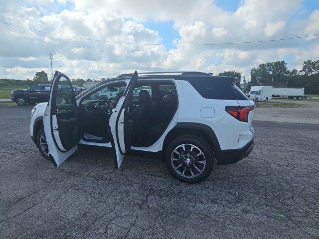 new 2026 GMC Terrain car, priced at $36,990