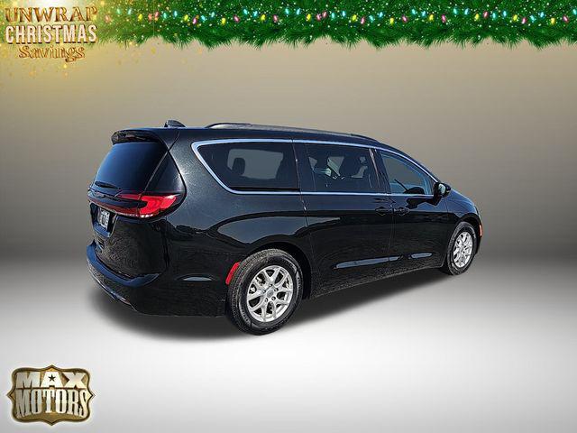 used 2022 Chrysler Pacifica car, priced at $21,997