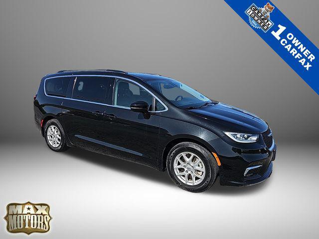 used 2022 Chrysler Pacifica car, priced at $21,688