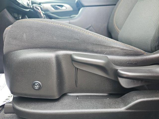 used 2021 Chevrolet Traverse car, priced at $25,399