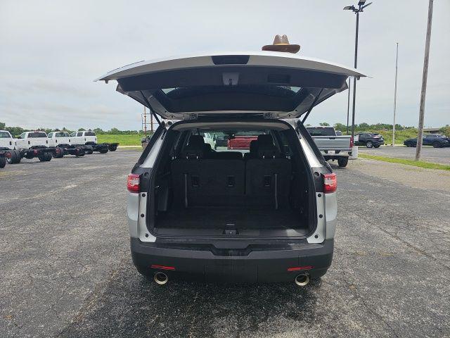 used 2021 Chevrolet Traverse car, priced at $25,399