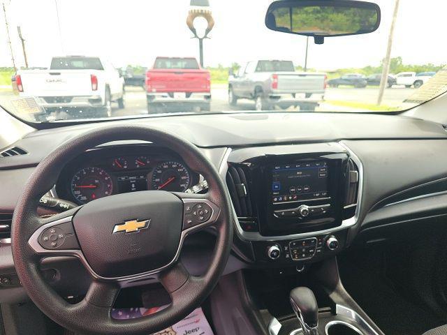 used 2021 Chevrolet Traverse car, priced at $25,399