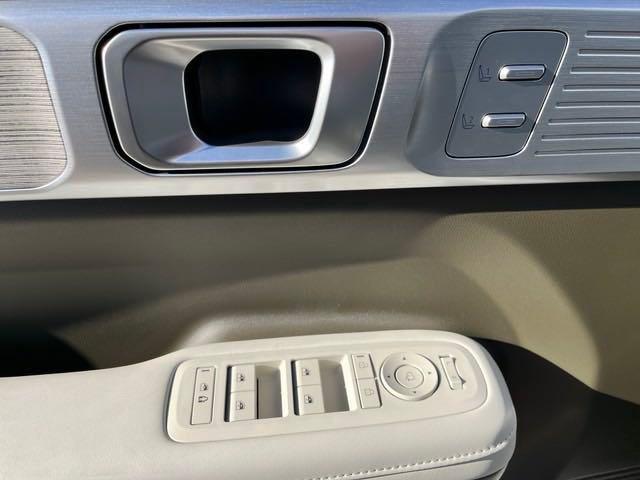 used 2025 Hyundai Santa Fe car, priced at $44,142
