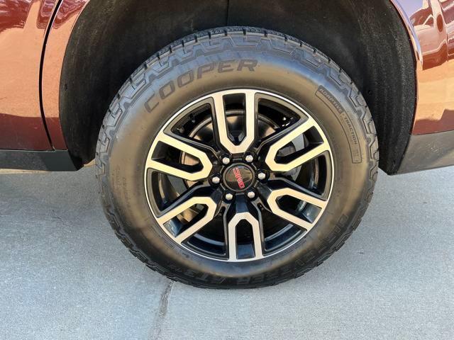 used 2022 GMC Yukon car