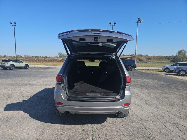 used 2015 Jeep Grand Cherokee car, priced at $13,104