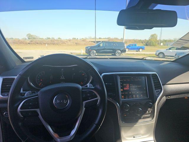 used 2015 Jeep Grand Cherokee car, priced at $13,104