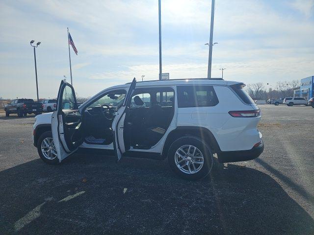 used 2023 Jeep Grand Cherokee L car, priced at $26,075