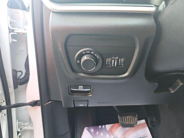 used 2023 Jeep Grand Cherokee L car, priced at $26,075