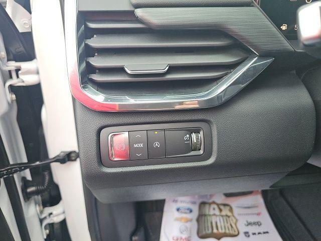 new 2025 GMC Acadia car, priced at $44,595