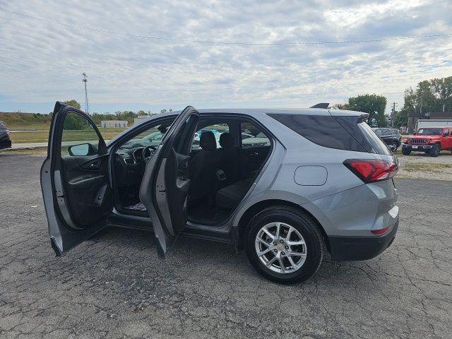 used 2024 Chevrolet Equinox car, priced at $22,979