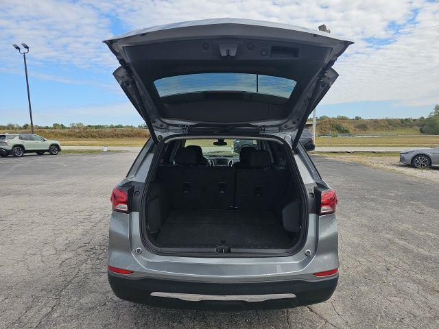 used 2024 Chevrolet Equinox car, priced at $22,979