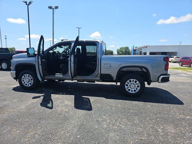 new 2025 Chevrolet Silverado 2500 car, priced at $66,050