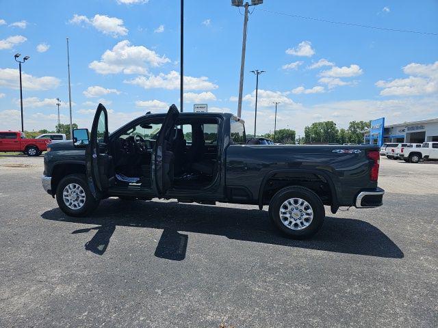 new 2025 Chevrolet Silverado 2500 car, priced at $69,415