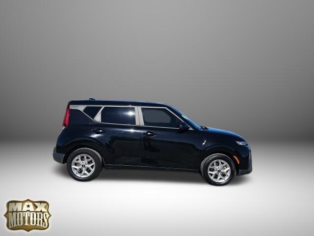 used 2021 Kia Soul car, priced at $13,997