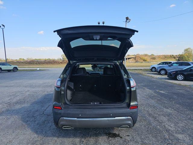 used 2021 Jeep Cherokee car, priced at $17,418