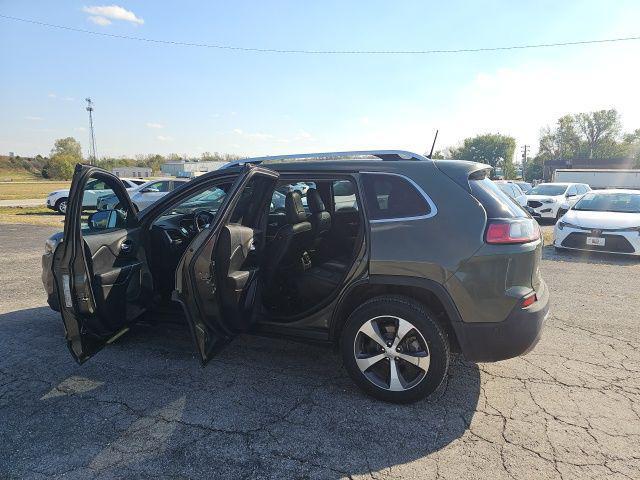 used 2021 Jeep Cherokee car, priced at $17,418