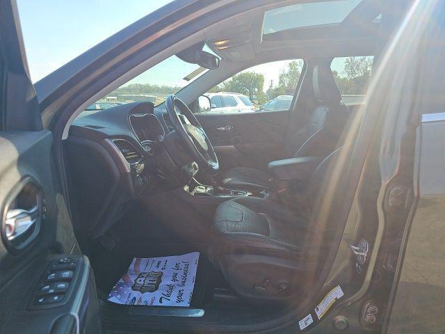 used 2021 Jeep Cherokee car, priced at $17,418