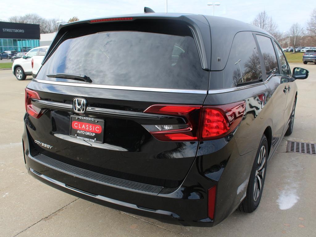 new 2026 Honda Odyssey car, priced at $42,154